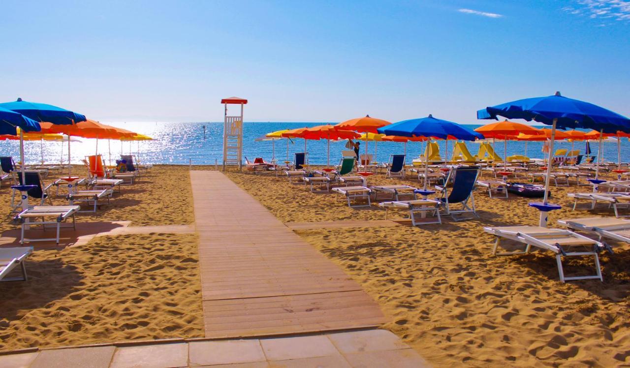 Holiday Village Lignano Sabbiadoro Eksteriør billede