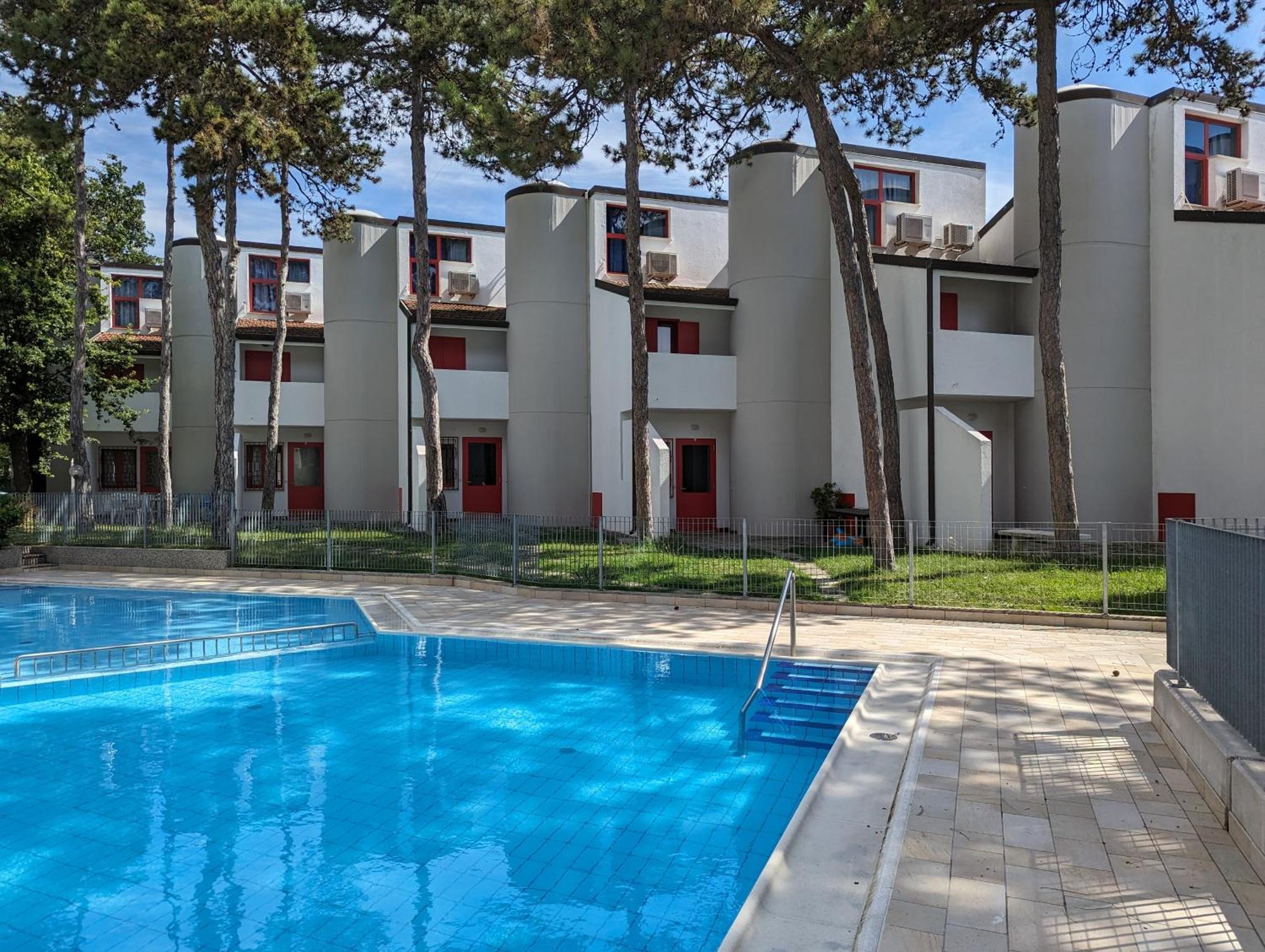 Holiday Village Lignano Sabbiadoro Eksteriør billede